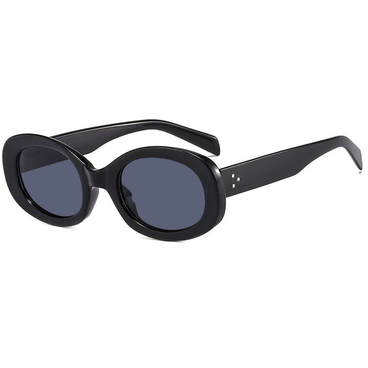 Ladies fashionable sunglasses in elegant oval design with sturdy frame Bowlift