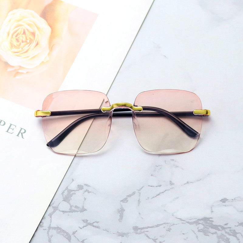 Luxurious Oversized Square Sunglasses Bowlift