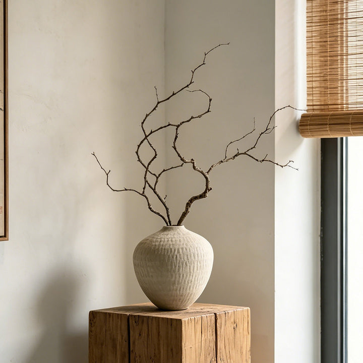 Elegant Ceramic Vase Bowlift