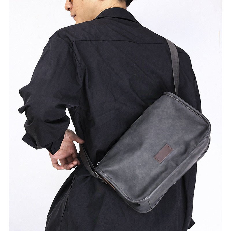 Practical Crossbody Bag In Minimalist Design Bowlift