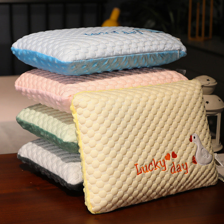 Cushion with whale motif Bowlift