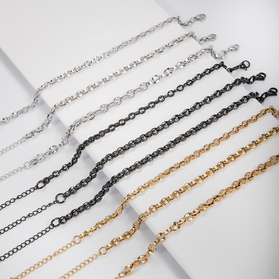 Contemporary Oval Link Chain Necklace Bowlift