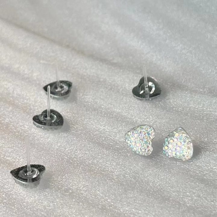 Glittering heart-shaped gemstones Bowlift