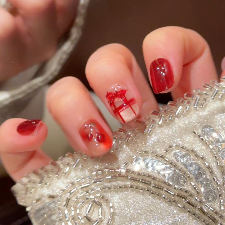 Stylish Press-On Nail Art Bowlift