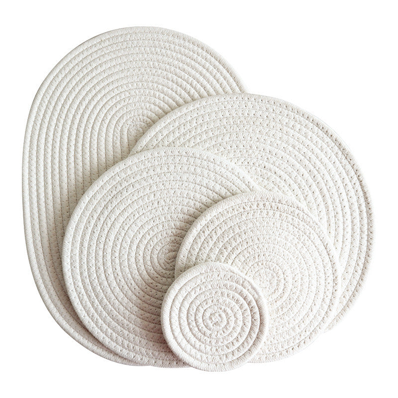 Ladies round placemats made of high-quality natural material Bowlift