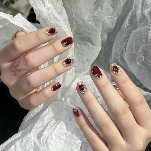 Artistic Manicure Nail Set with Sparkling Silver Accents Bowlift