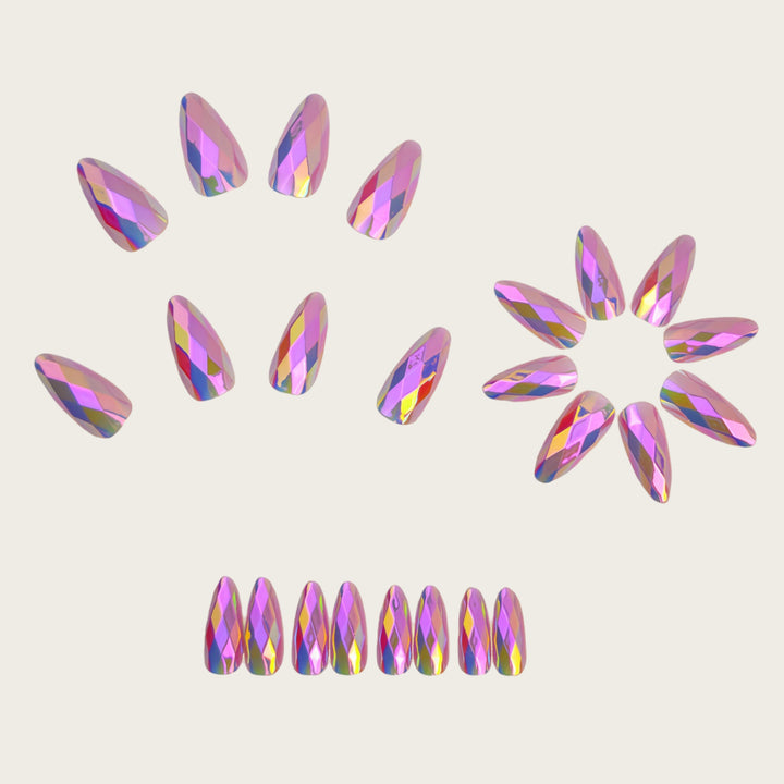 Artificial nails in elegant crystal design Bowlift