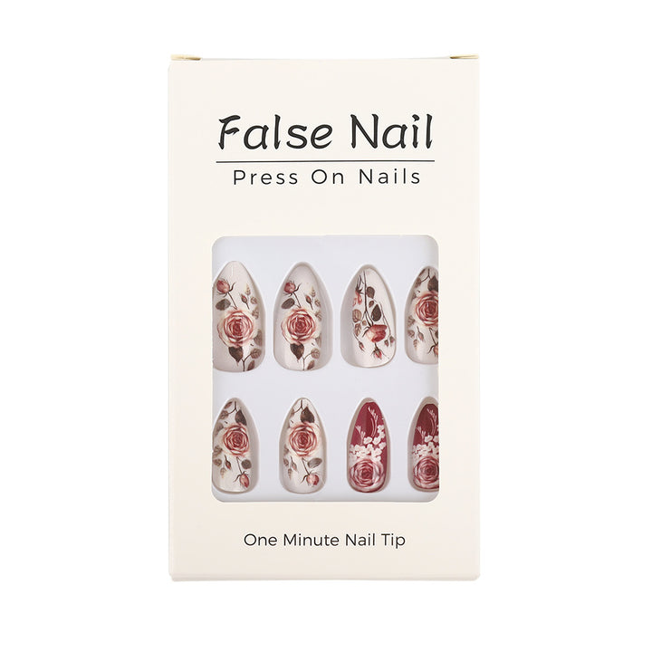 Nail art in elegant rose design Bowlift