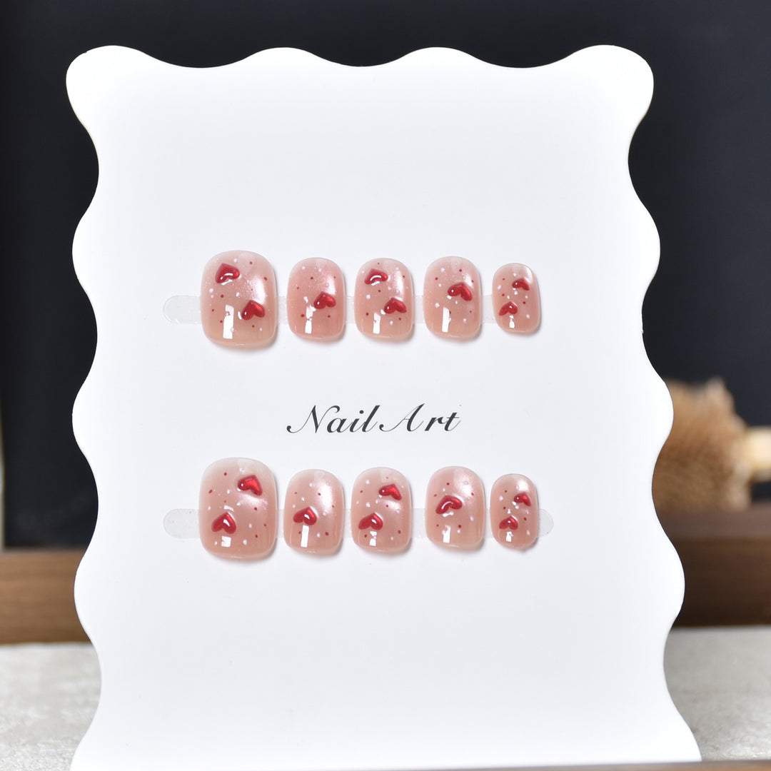 Innovative Heart-Themed Adhesive Nail Art Bowlift
