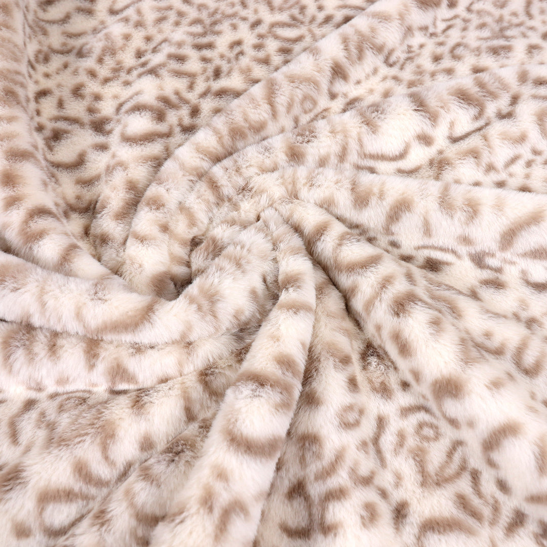 Ladies Snuggle Blanket Bowlift