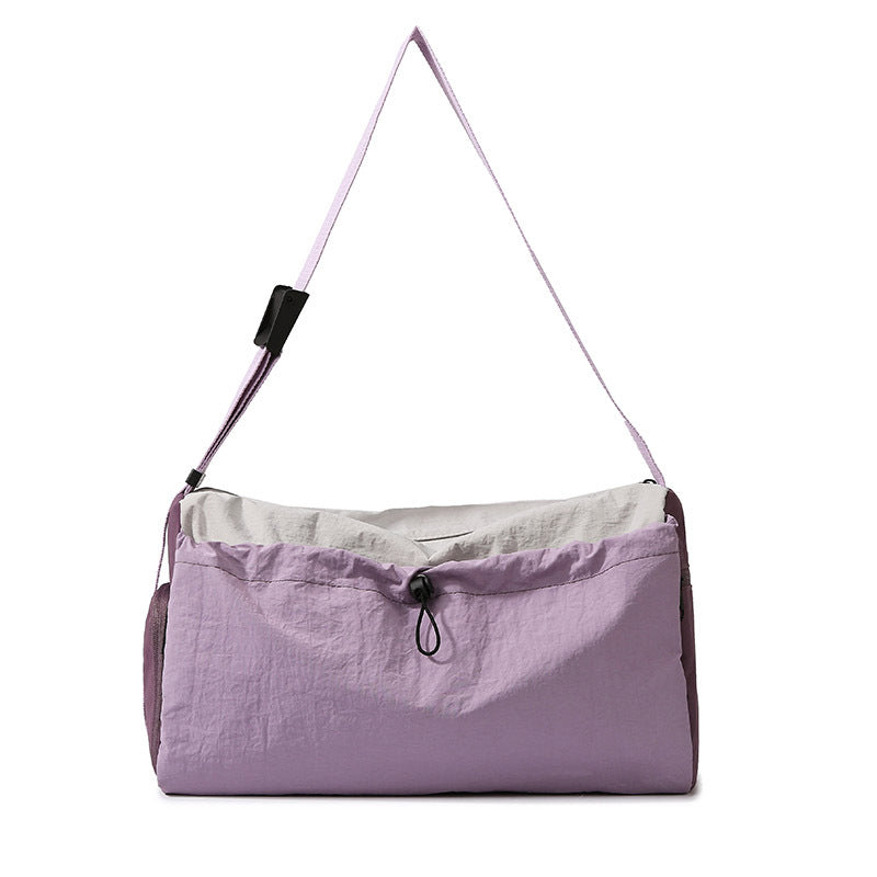 Practical Sports Travel Bag with Adjustable Shoulder Strap Bowlift