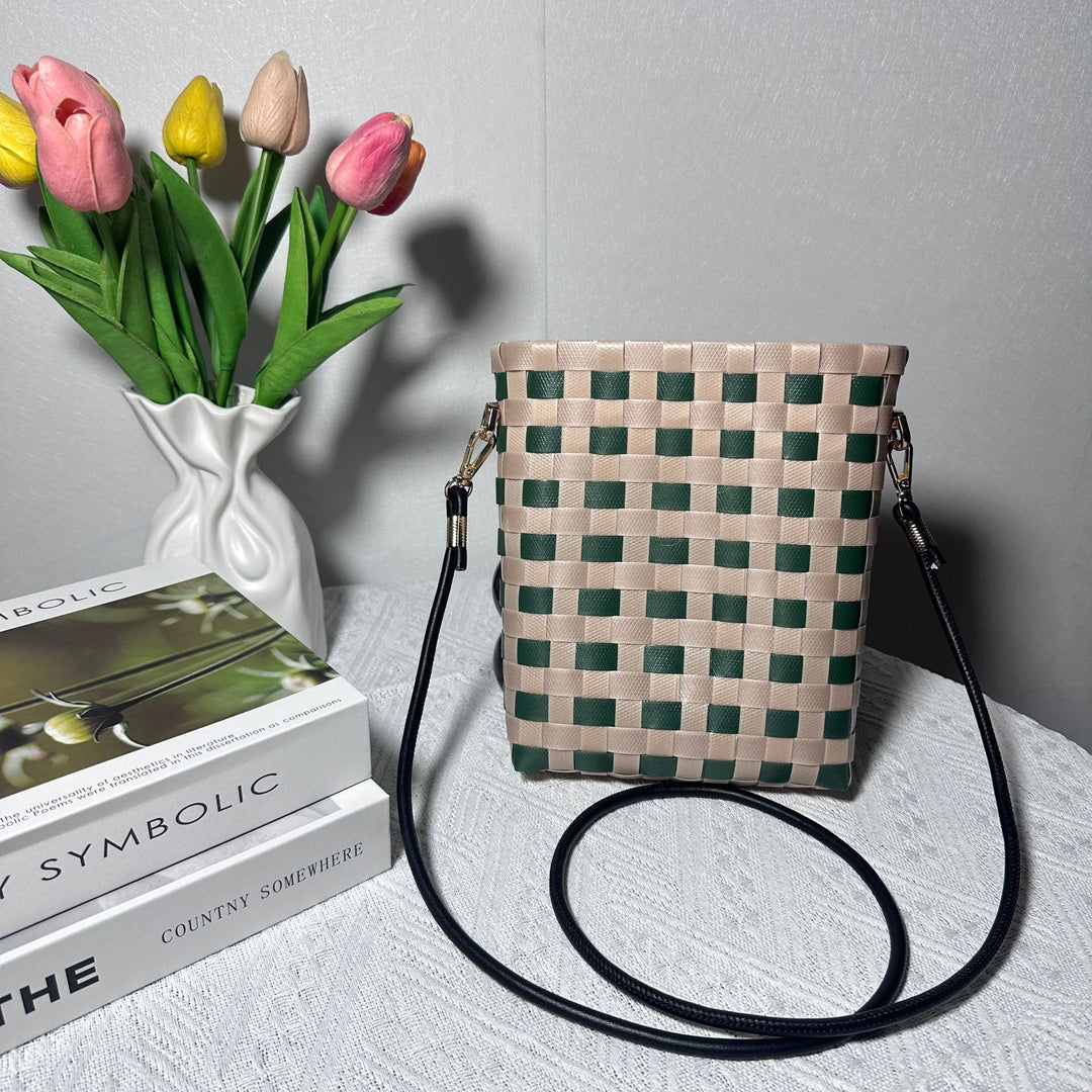 Woven Shoulder Bag Bowlift