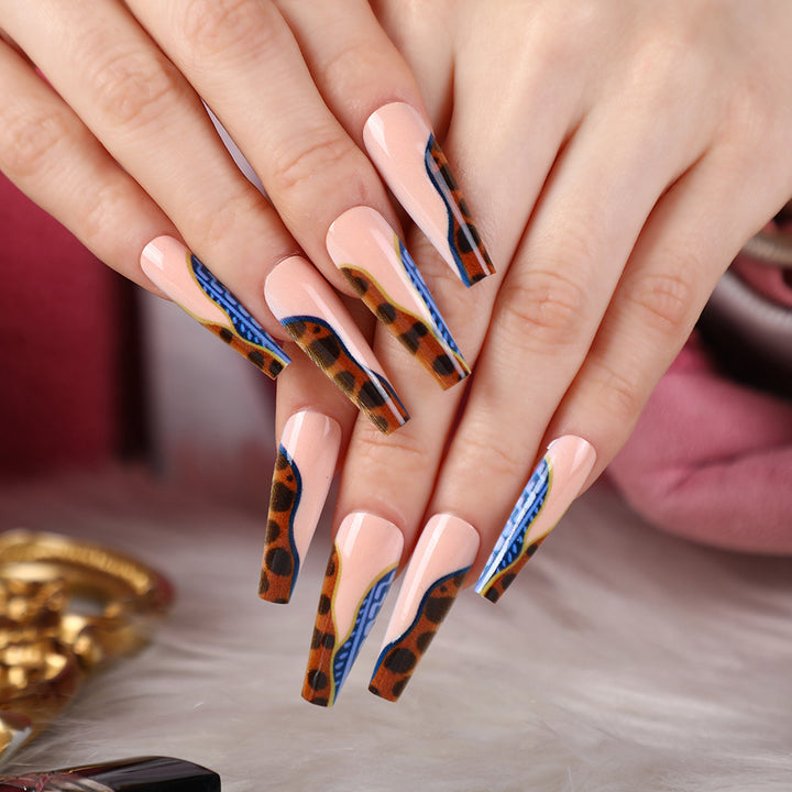 Creative leopard pattern press-on nails Bowlift
