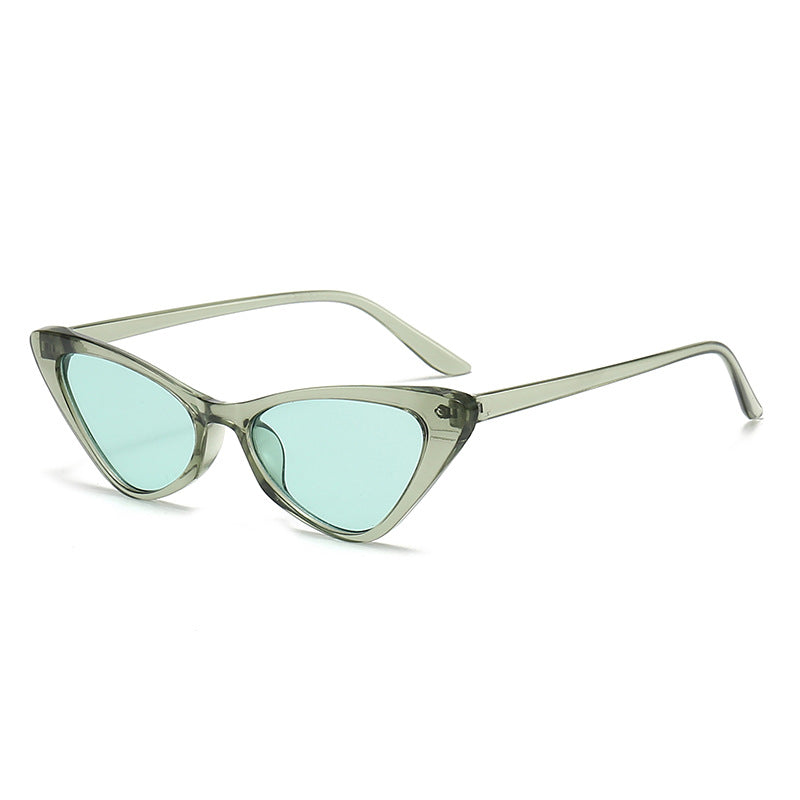 Women's Stylish Cat-Eye Sunglasses with Glossy Plastic Frame Bowlift