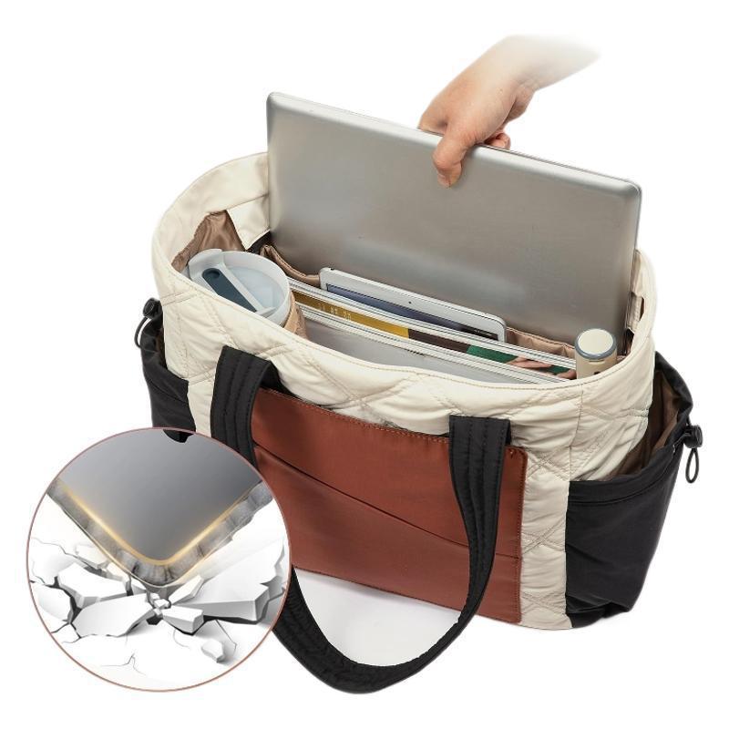 Modern Weekender Bag with Practical Interior Pockets Bowlift
