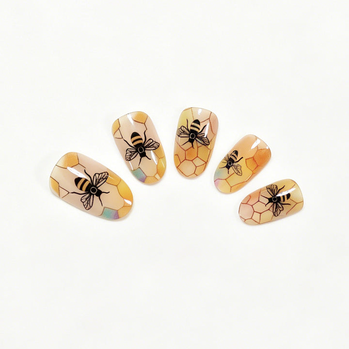 Artistic Bee-Themed Press-On Nail Art Set Bowlift