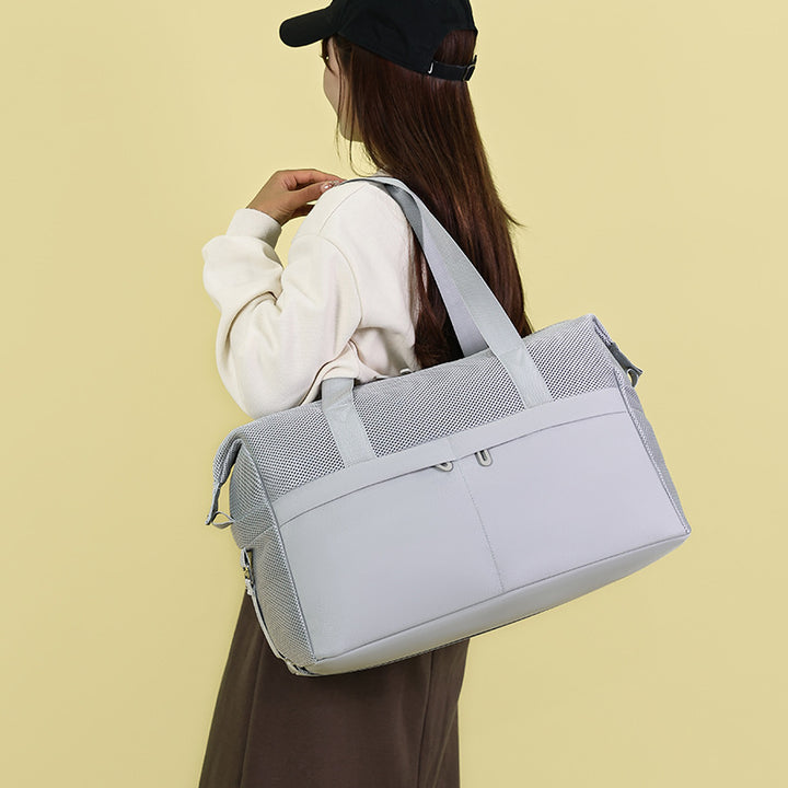 Sporty tote bag with breathable mesh material and multifunctional pockets Bowlift