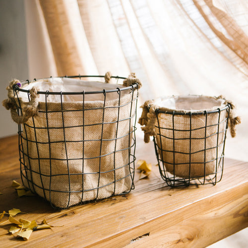 Decorative storage basket made of wire and linen Bowlift