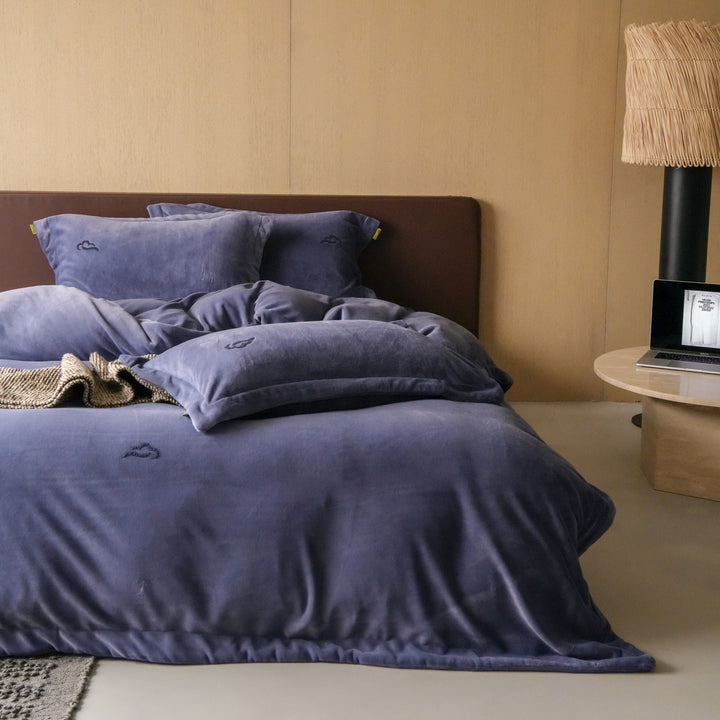 Washed Linen-Blend Cloud-Embroidered Duvet Cover Set with Hidden Closure