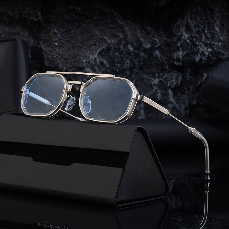 Women's fashionable sunglasses in striking, asymmetrical design Bowlift
