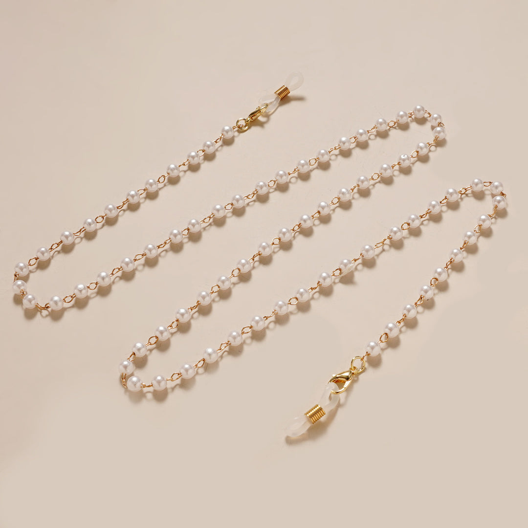 Elegant Beaded Eyewear Chain Bowlift