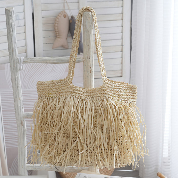 Handmade beach bag with fringed designed pattern Bowlift