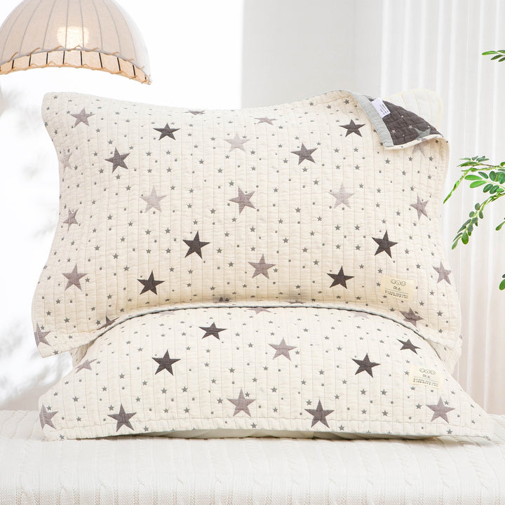Women's pillowcase with high-quality, romantic floral pattern Bowlift