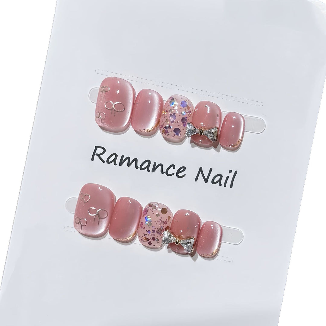 Glamorous Rhinestone Press-On Nail Set Bowlift