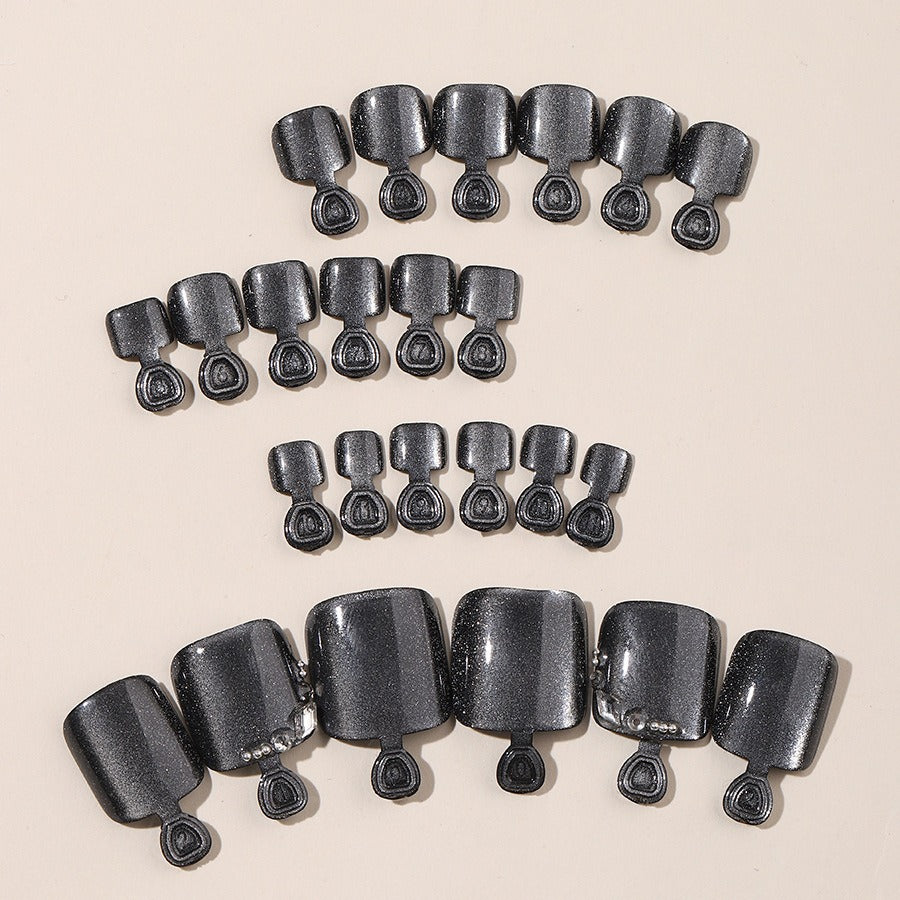 Artificial nail set with glossy surface and care accessories Bowlift