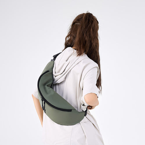 Elegant Hip Bag Bowlift
