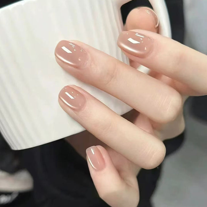 Elegant Ombre Nail Design Bowlift