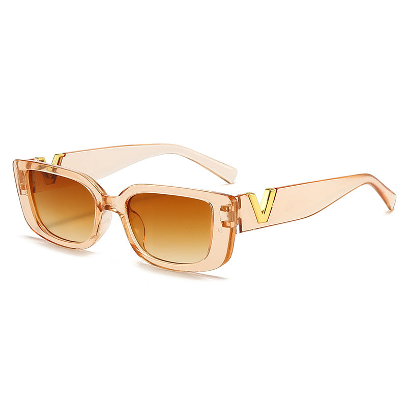 Elegant Vintage Inspired Cat-Eye Sunglasses