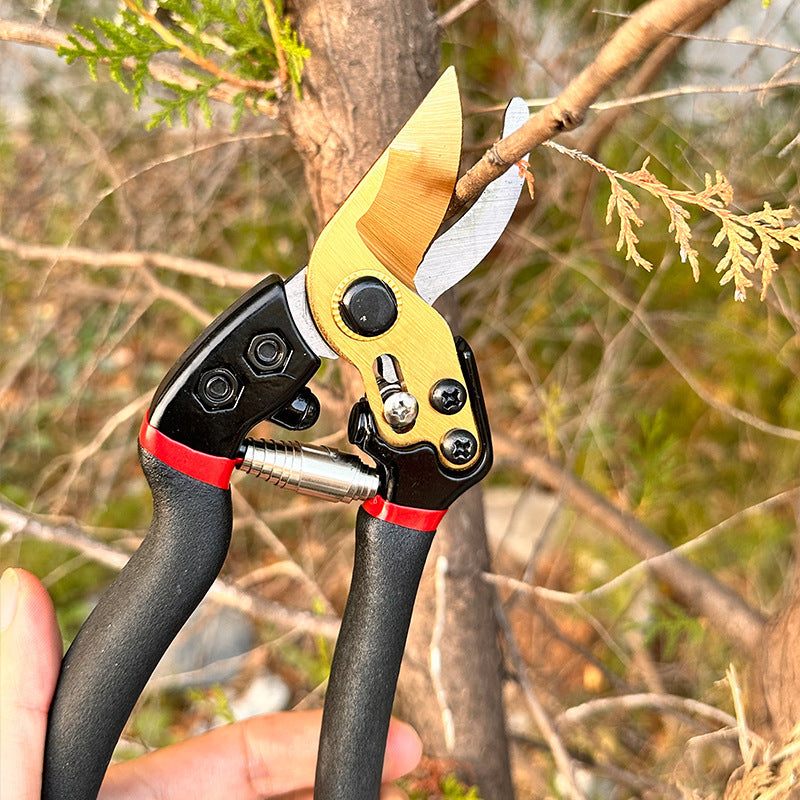 Precision bypass pruning shears with Ergonomic non-slip handles Bowlift