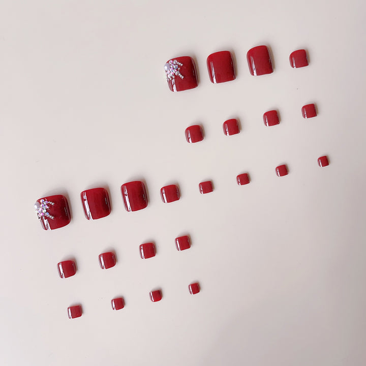 Nail set with glamorous pearl decorations Bowlift
