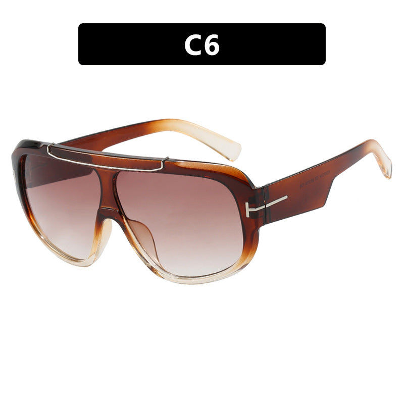 Ladies oversized sunglasses in a modern, transparent design Bowlift