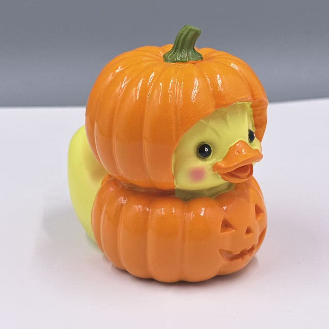Funny rubber duck with berry pot cut Bowlift