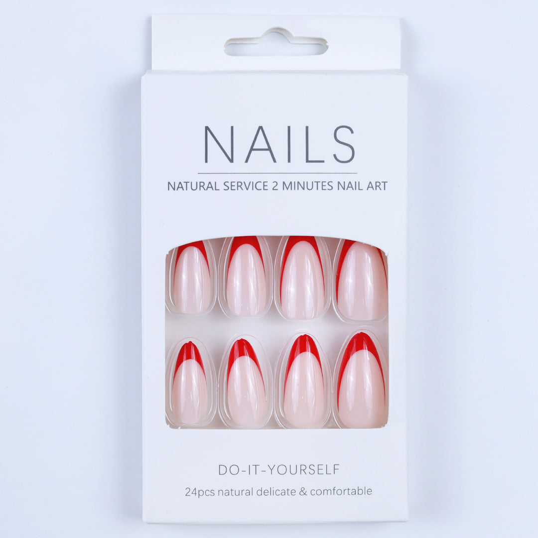 Artificial nails in stylish stiletto design with eye-catching top coat Bowlift