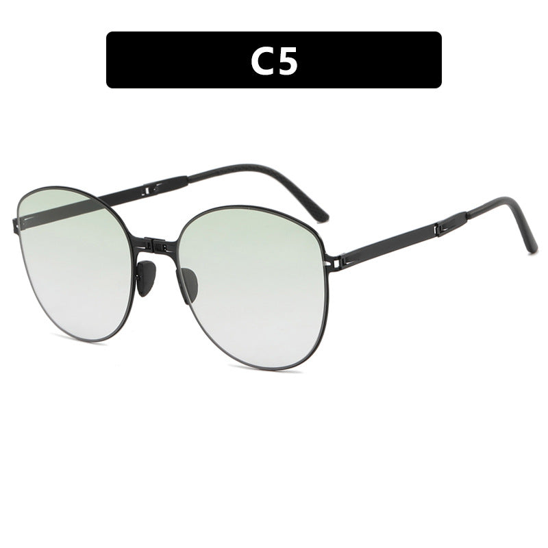 Women's trendy oversized sunglasses in futuristic design Bowlift