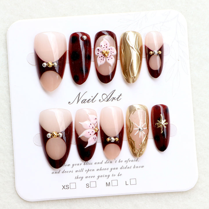 Elegant Designer Press-On Nail Art Collection Bowlift