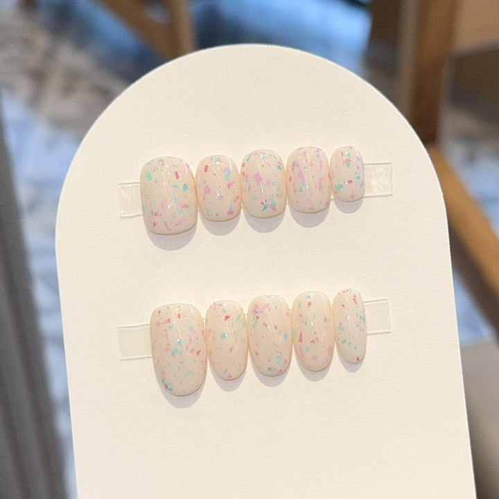 Artificial Nail Design Bowlift