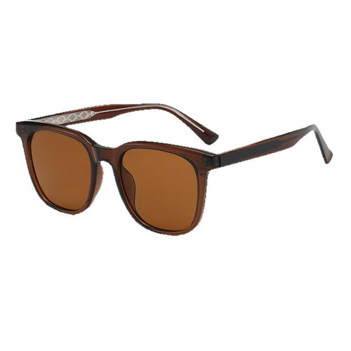 Ladies fashionable sunglasses in modern rectangular style Bowlift
