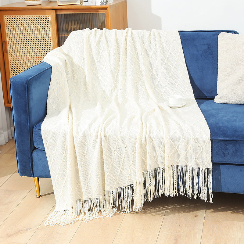 Women High-quality and stylish fleece blanket with modern textured pattern Bowlift