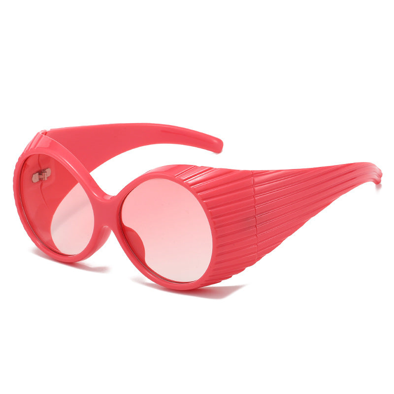 Women's extravagant sunglasses with unique wave design Bowlift