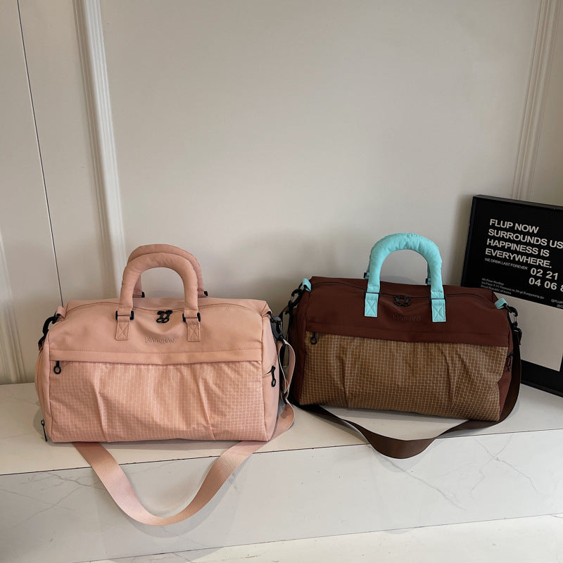 Adjustable Waterproof Gym Duffle Bag Bowlift