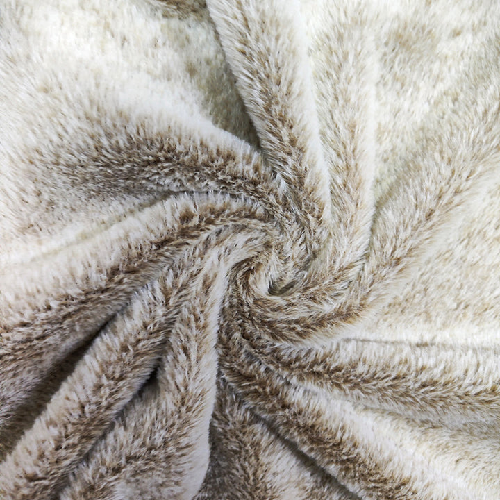 Women Ultra-Soft Plush Blanket with Stylized Checkered Pattern Bowlift