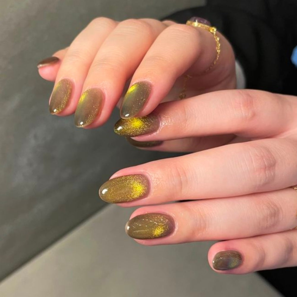 Sparkling Press-On Nail Set Bowlift