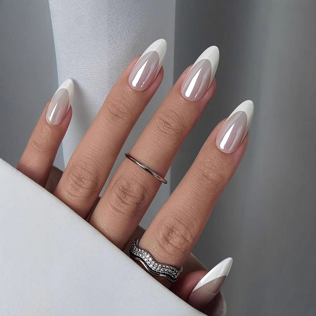 Elegant Nail Art with Black-White Contrast Bowlift