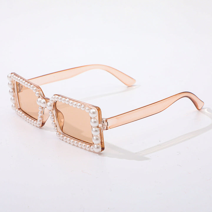 Ladies Stylish Sunglasses with Pearl Decoration Bowlift