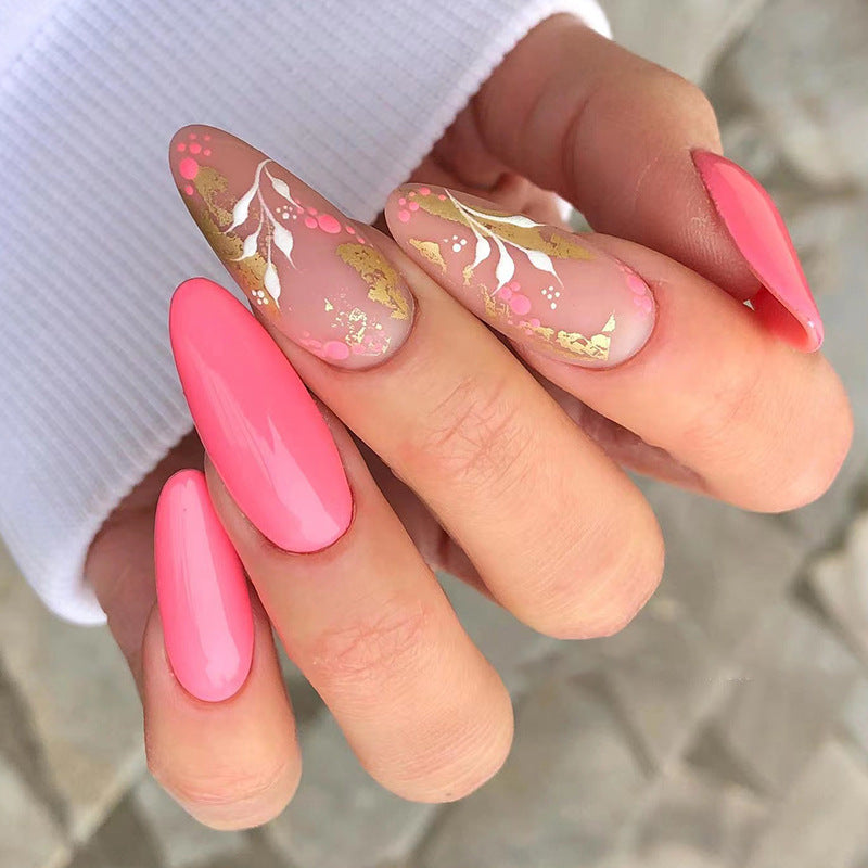 Glamorous artificial nails in elegant stiletto style Bowlift