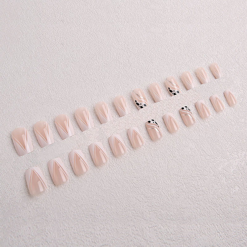 Artificial nail set with geometric accents and elegant design Bowlift